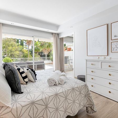 Brandnew Apartment By The Beach Marbella Bagian luar foto