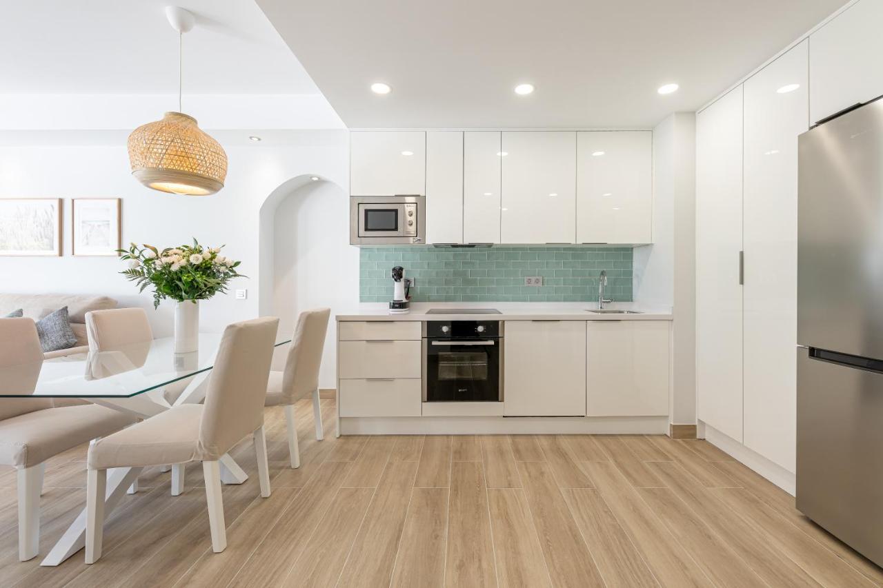 Brandnew Apartment By The Beach Marbella Bagian luar foto
